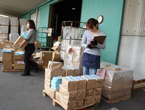 ハンディング用のボールペンを封入